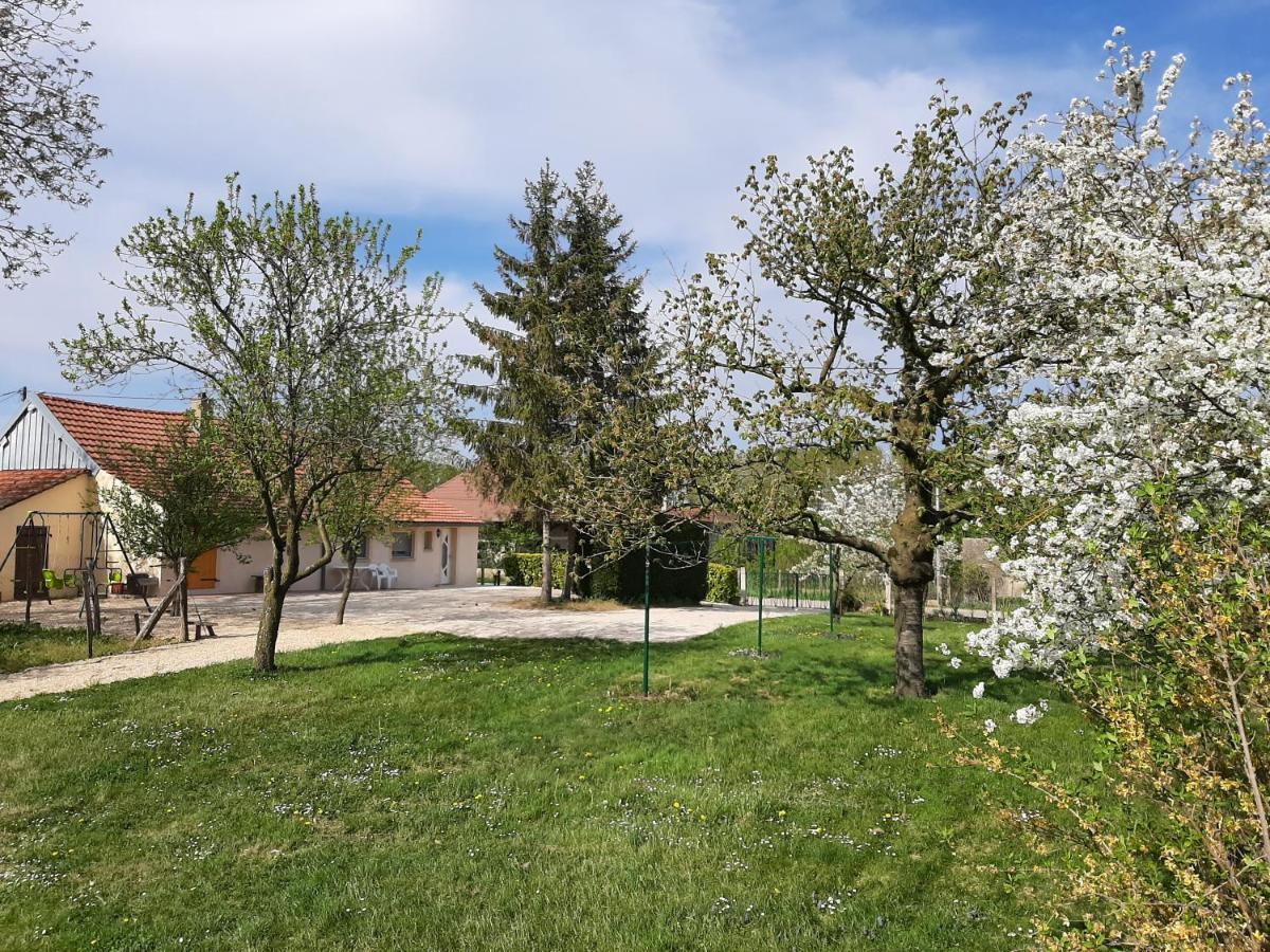 Gite Les Grands Pres Frontenard Dış mekan fotoğraf